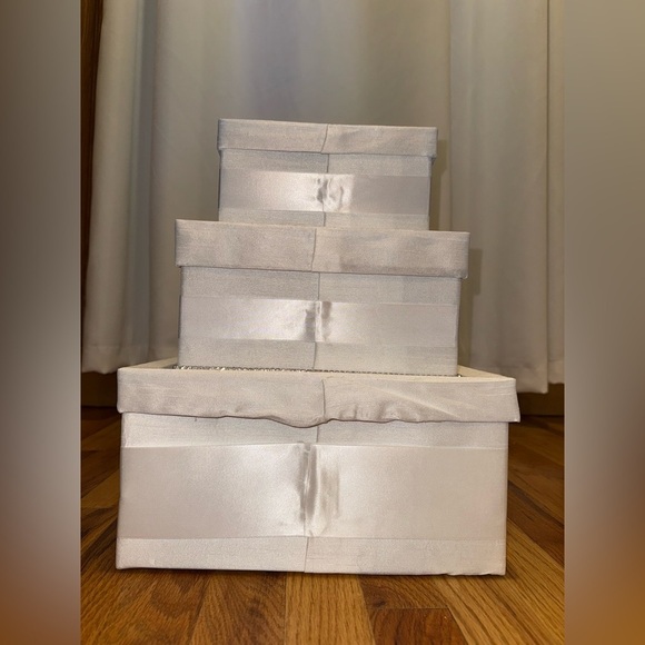 Wedding Card Gift Box White Rhinestones 3 Tiers Satin Ribbon - Picture 3 of 4
